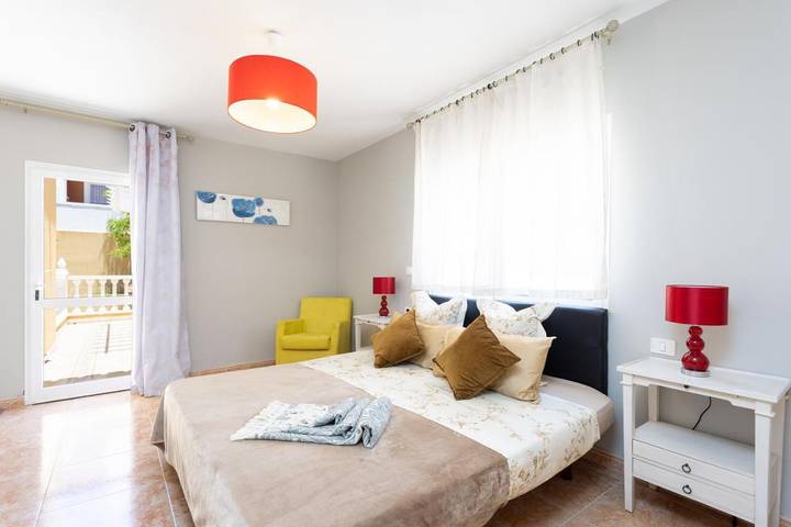 Villa für 14 Personen, mit Pool und Balkon sowie Whirlpool und Garten in Adeje - 4