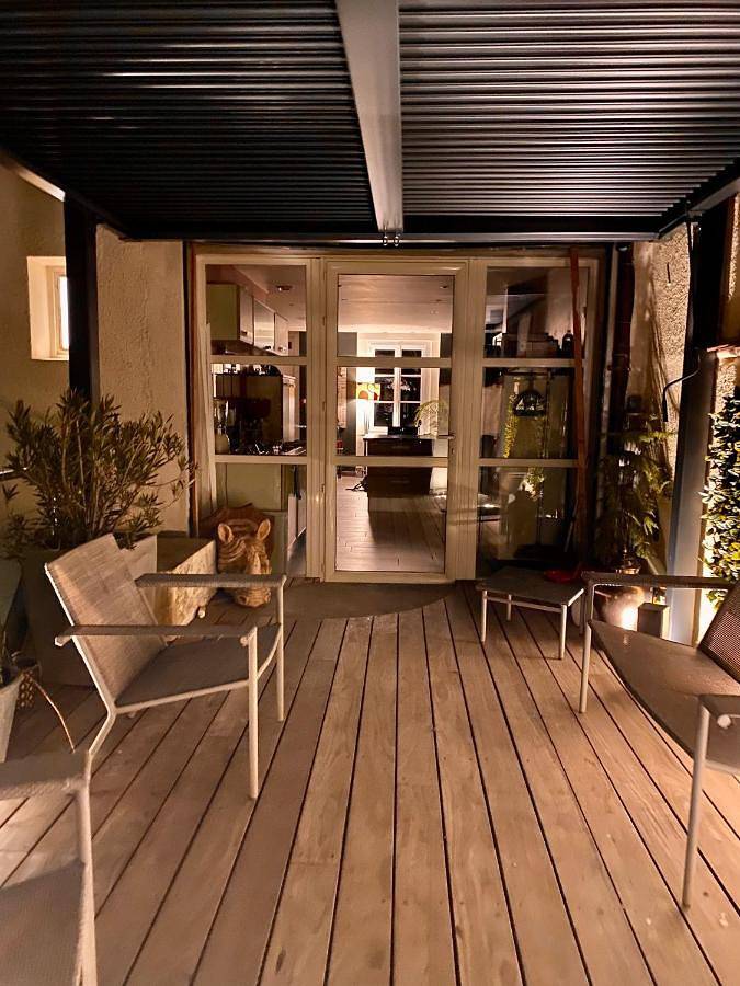 Appartement de vacances pour 2 personnes, avec terrasse ainsi que jacuzzi et jardin