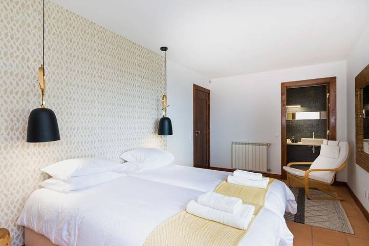 Charmante maison avec piscine - vue mer et montagne in Alcabideche, Costa de Lisboa