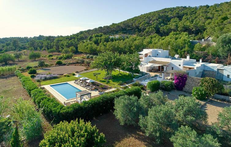 Appartement chic à Ibiza avec piscine et parking in Santa Gertrudis de Fruitera, Santa Eulària des Riu