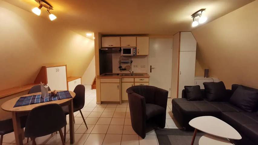 Ferienhaus für 4 Personen, mit Balkon in Middelhagen - 2