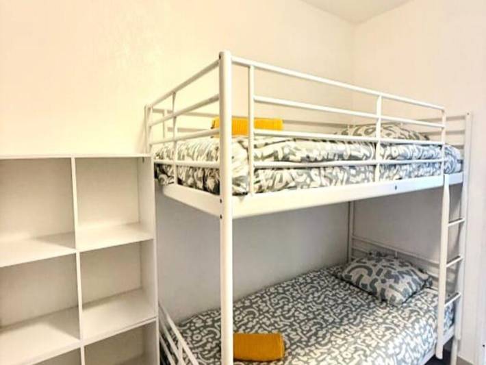 Gîte pour 4 personnes, avec balcon, adapté aux familles dans Le Brusc - 4