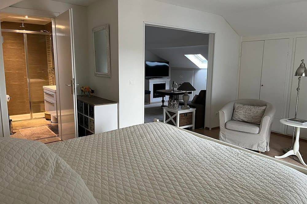 Junior Suite, Dusche, Wc, Balkon - Fewo-nuwenstat in Neustadt-Stadtmitte, Neustadt an der Weinstraße