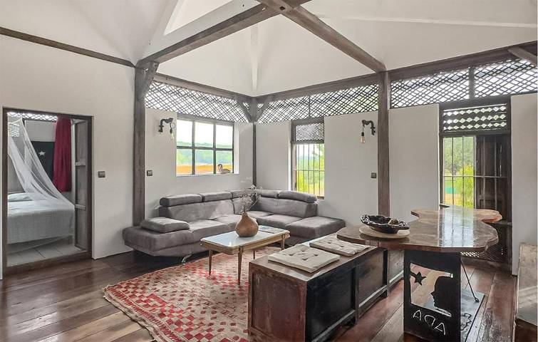 Location de vacances pour 4 personnes, avec piscine ainsi que jardin et jacuzzi à Saint-Sulpice-de-Roumagnac - 4