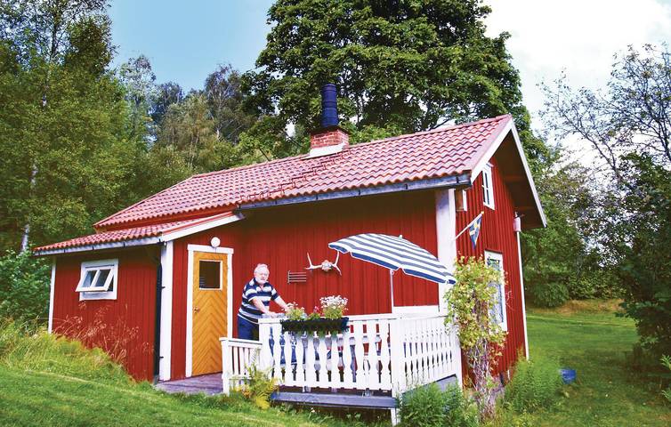 Ferienhaus für 2 Personen, mit Terrasse in Storfors