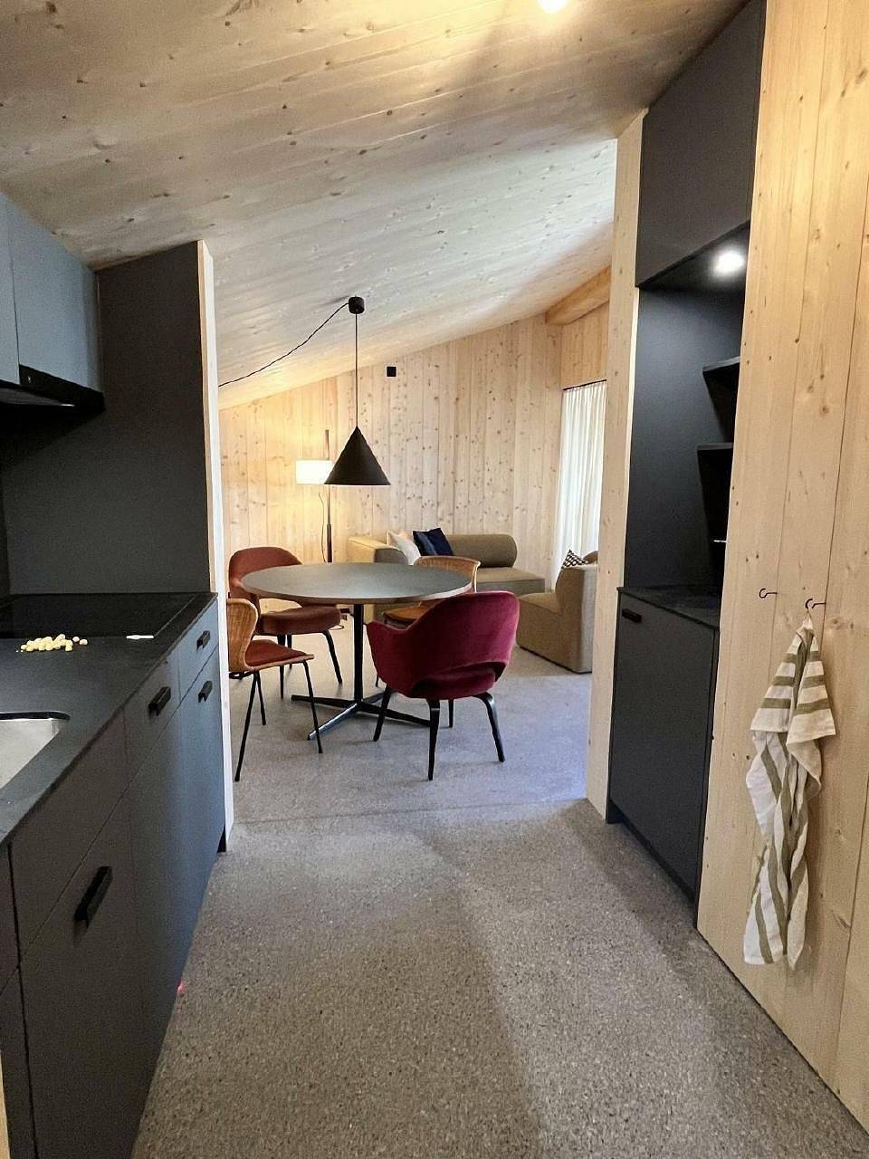 Ganze Ferienwohnung, Charmante und neu gebaute Ferienwohnung "Teja" in Ftan, Unterengadin