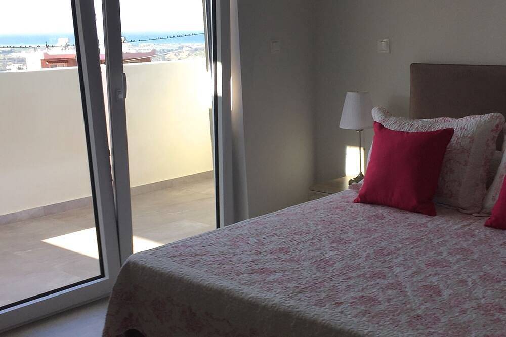 Villa Triantafilia: New Luxury Villa for 8 in central Kos near beach in Kos