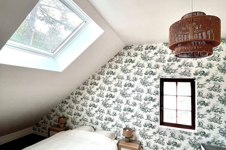 Location de vacances pour 14 personnes, avec terrasse et jardin à Montillot - 2