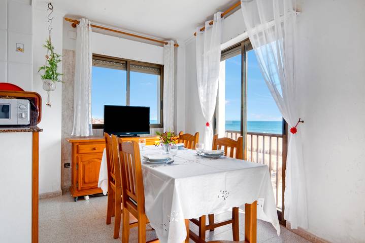 Gîte pour 6 personnes, avec balcon, animaux acceptés à Dénia - 4