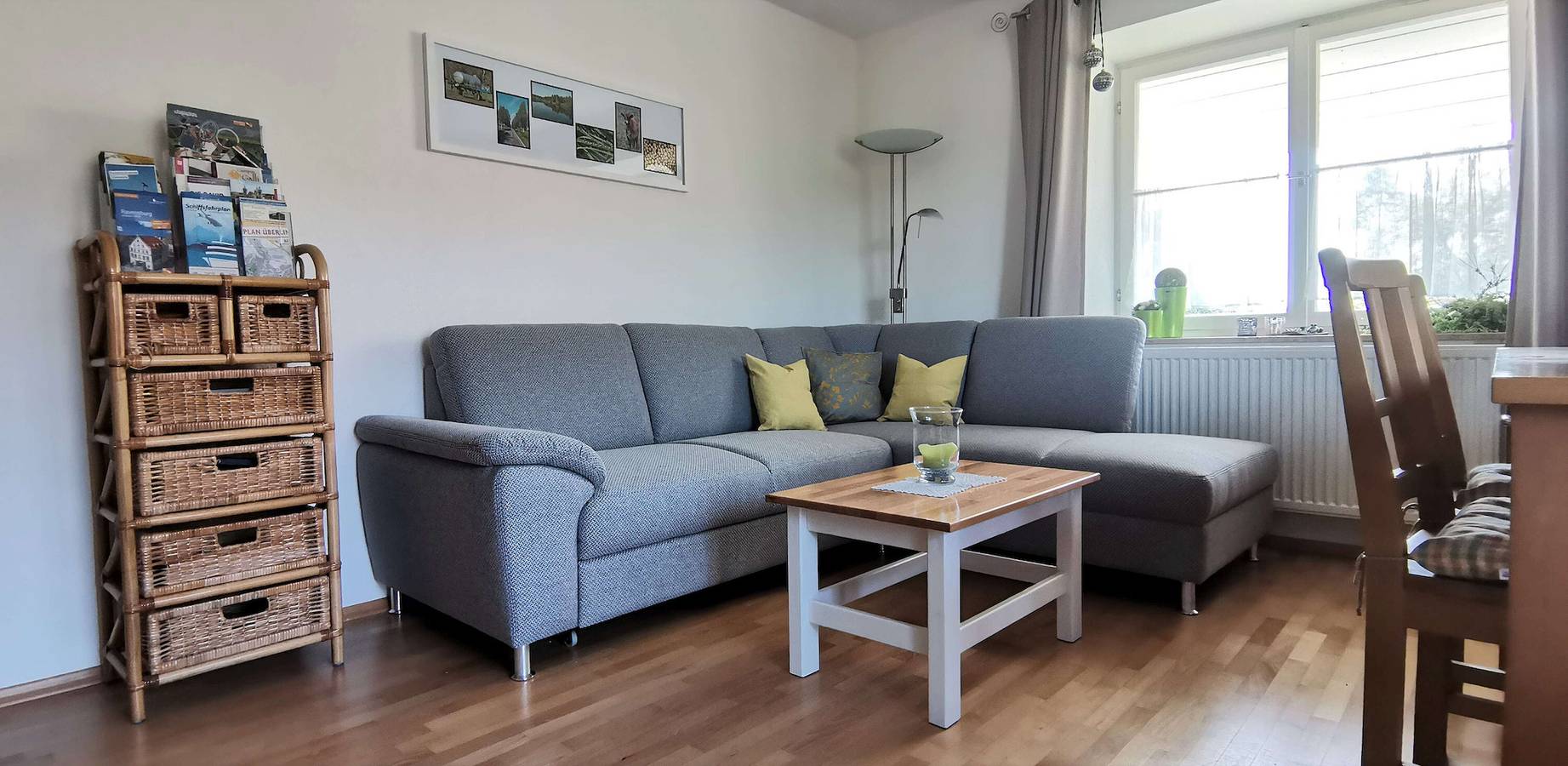 Apartamento entero, Apartamento vacacional 'Knechtskammer' con balcón de 30m², jardín comunitario y Wi-Fi in Wilhelmsdorf, Nördlicher Bodensee region
