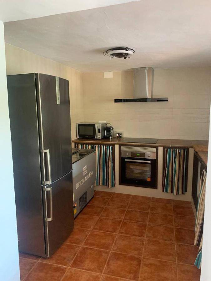 Casa rural para 18 personas, con piscina además de jardín y vistas, Se admiten mascotas en Priego de Córdoba - 2