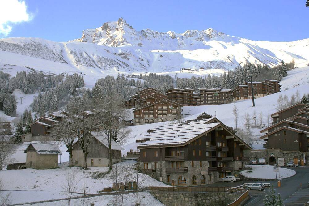 Apartamento entero, Apartamento Valmorel (4 personas 30 m2) de vuelta a los esquís. Terraza con porche. in Valmorel, Les Avanchers-Valmorel