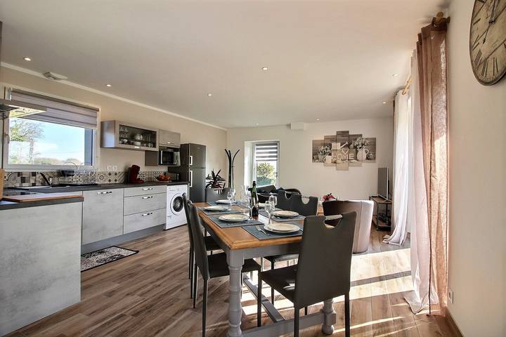 Gîte pour 5 personnes, avec terrasse et jardin à Trébeurden - 3