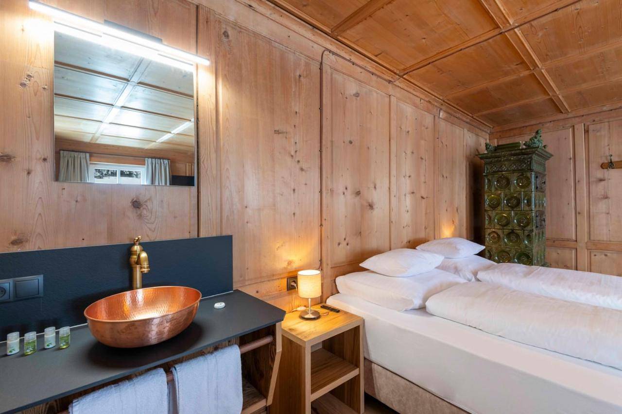 Ganze Wohnung, Apartment with Terrace in Holzgau, Allgäuer Alpen (Österreich)
