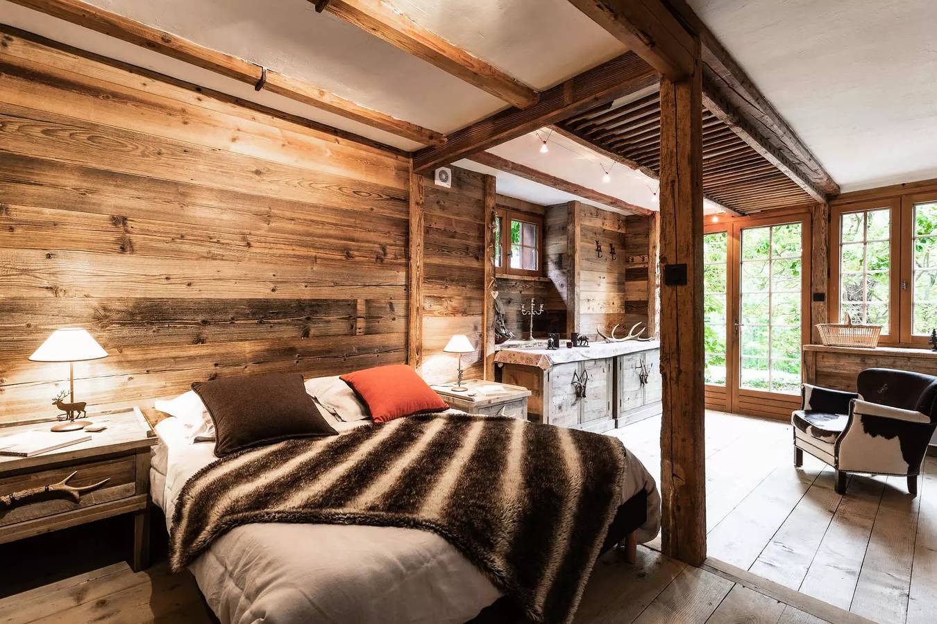 3*, 10 pers, 4 chambres, chalet, pistes 400 m, au calme in La Clusaz, Région d'Annecy
