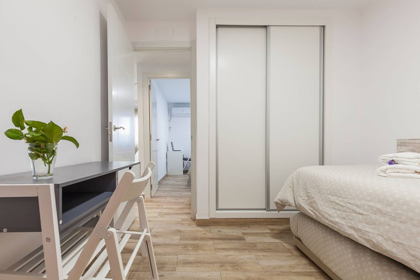 Entire apartment, Apartment 'Ritual Sevilla Santa Justa 2' with Balcony, Wi-Fi and Air Conditioning in San Pablo-Santa Justa, Sevilla