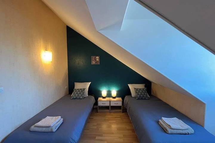 Location de vacances pour 6 personnes, avec jardin à Thésée - 3