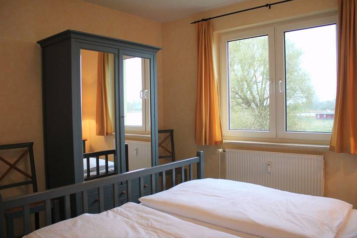 Appartement entier, Appartement de vacances pour 4 personnes avec balcon in Kirchdorf, Mecklembourg-du-Nord-Ouest