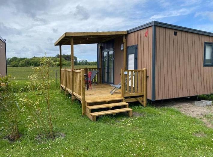 Camping pour 4 personnes, avec vue ainsi que terrasse et piscine à Arès - 2