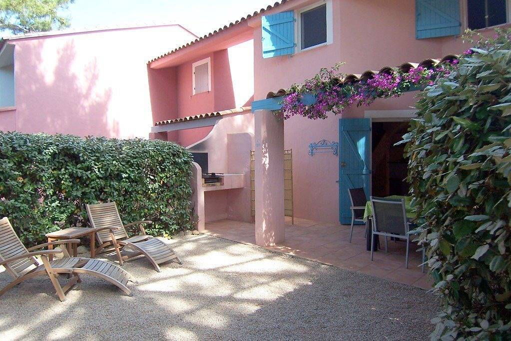 Ganze Ferienwohnung, Mini-Villa Saint Cyprien C20-3***-residence Calm in San Ciprianu, Lecci