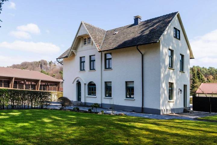Ferienhaus für 12 Personen, mit Terrasse und Garten in Hemer