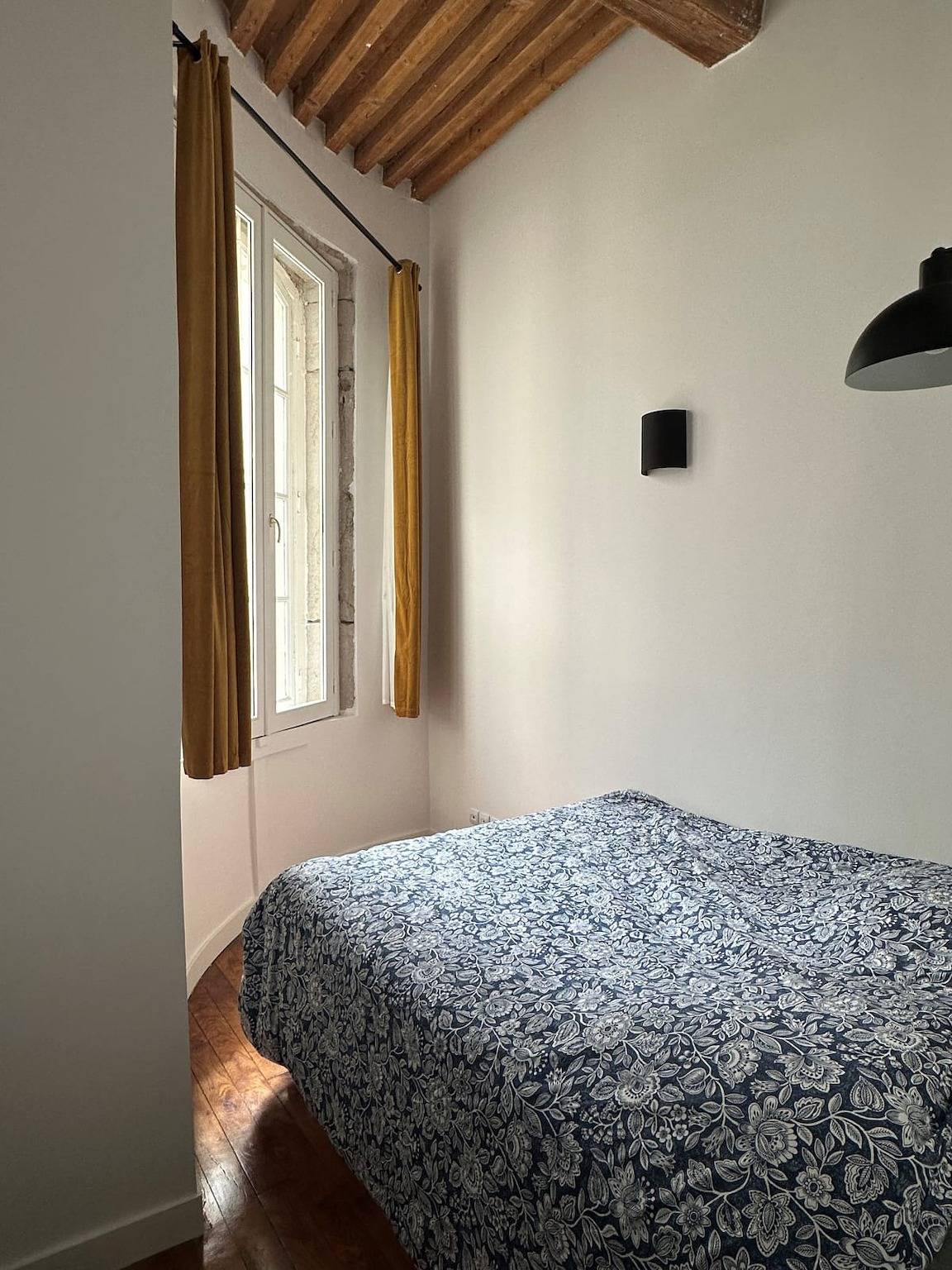 Entire apartment, Bright T3 in the 1st arrondissement in Lyon, Rhône