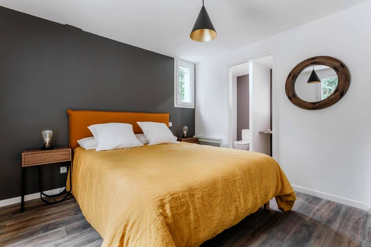 Double Room with Terrace in Orthez, Béarn