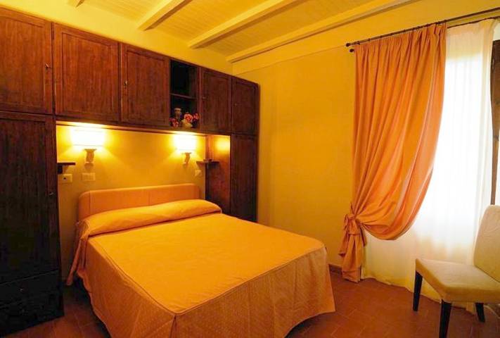 Hôtel pour 2 personnes, avec vue dans Scarperia - 4