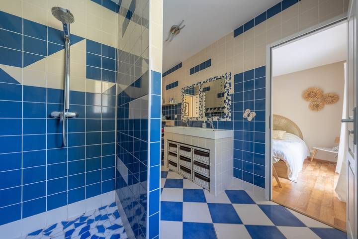 Location de vacances pour 10 personnes, avec piscine et jardin à Le Verdon-sur-Mer - 4