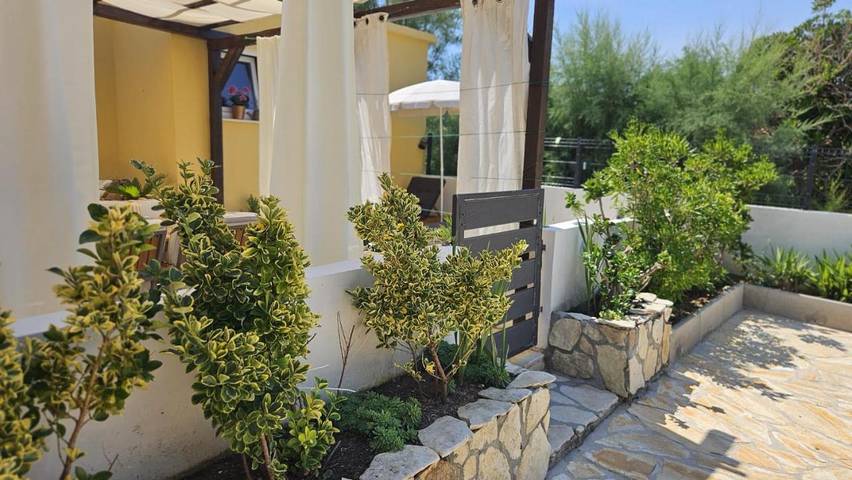 Ferienhaus für 6 Personen, mit Ausblick und Garten, mit Haustier in Razanac - 3