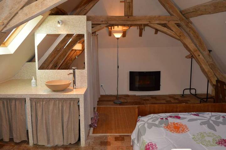 Romantisches Haus mit Garten im Loire-Tal, Haustiere erlaubt in Le Tranger, Châteauroux und Umgebung