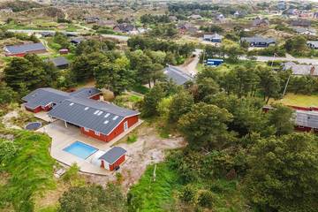 Ferienhaus für 14 Personen, mit Sauna und Whirlpool sowie Pool, mit Haustier in Henne Strand