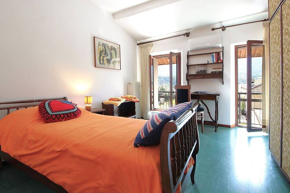 Apartamento entero, Precioso apartamento para 5 personas con A/C, Wifi, Tv, terraza y mascotas permitida in Feltre, Grupo Cimonega