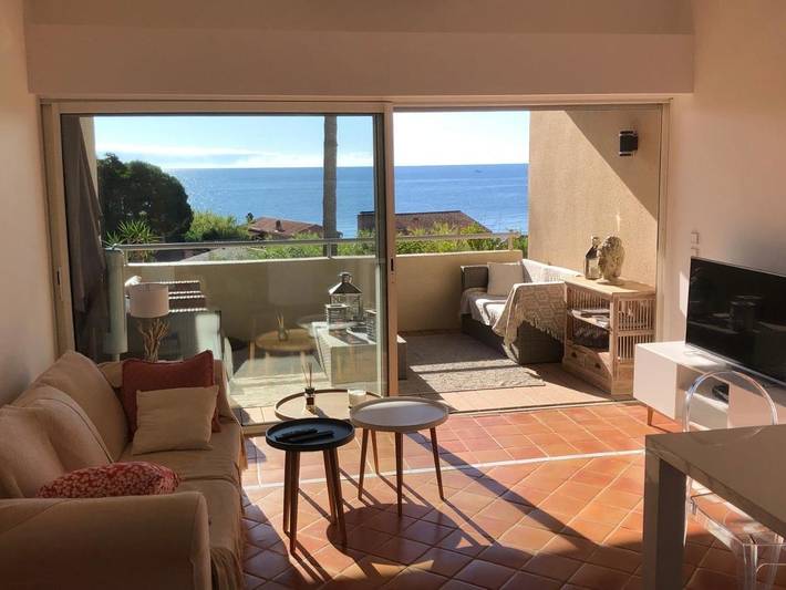 Ferienwohnung für 4 Personen, mit Balkon und Terrasse sowie Ausblick in Pampelonne