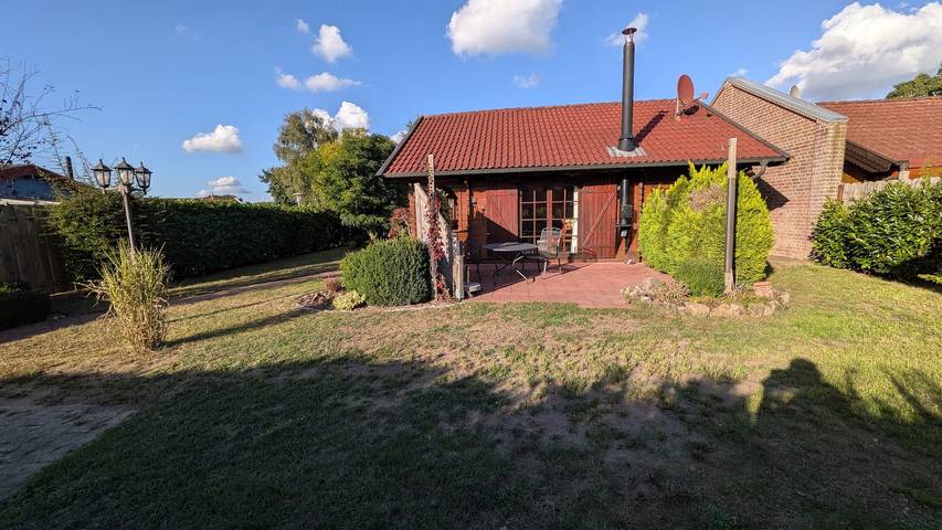 Ferienhaus 'Haus Sonnenschein' mit privater Terrasse, privatem Garten und WLAN in Walchum, Landkreis Emsland