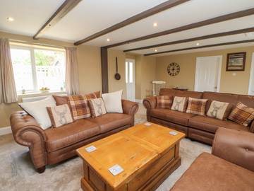 Log Cabin for 4 People in Kielder Forest Park, North East England, Photo 3
