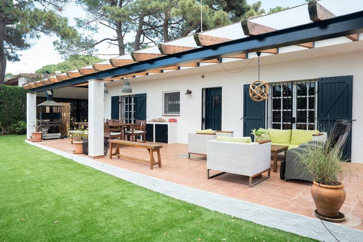 Chalet para 11 personas, con jardín, Se admiten mascotas - 1