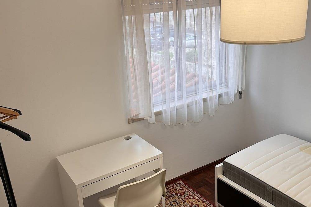 Moradia com 6 Quartos. Excelente Opção Para Famílias Grandes ou Dois Casais in Peniche, Leiria District