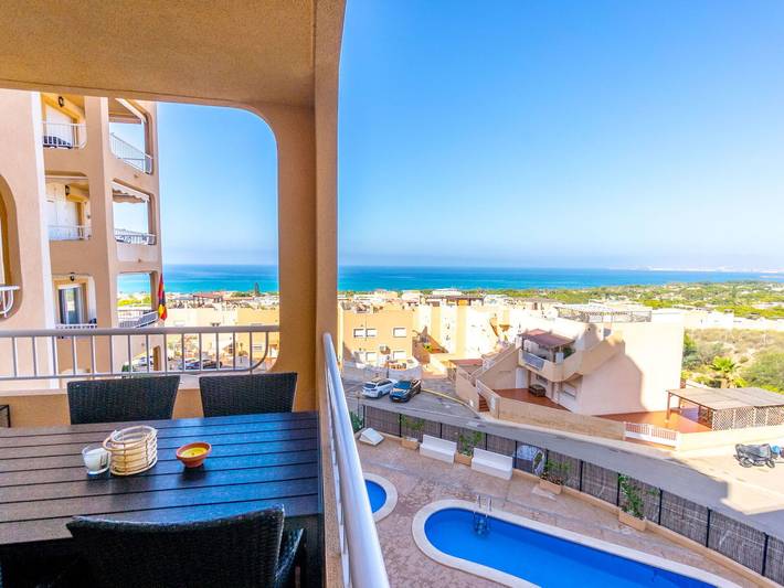 Ferienwohnung für 4 Personen, mit Balkon und Pool