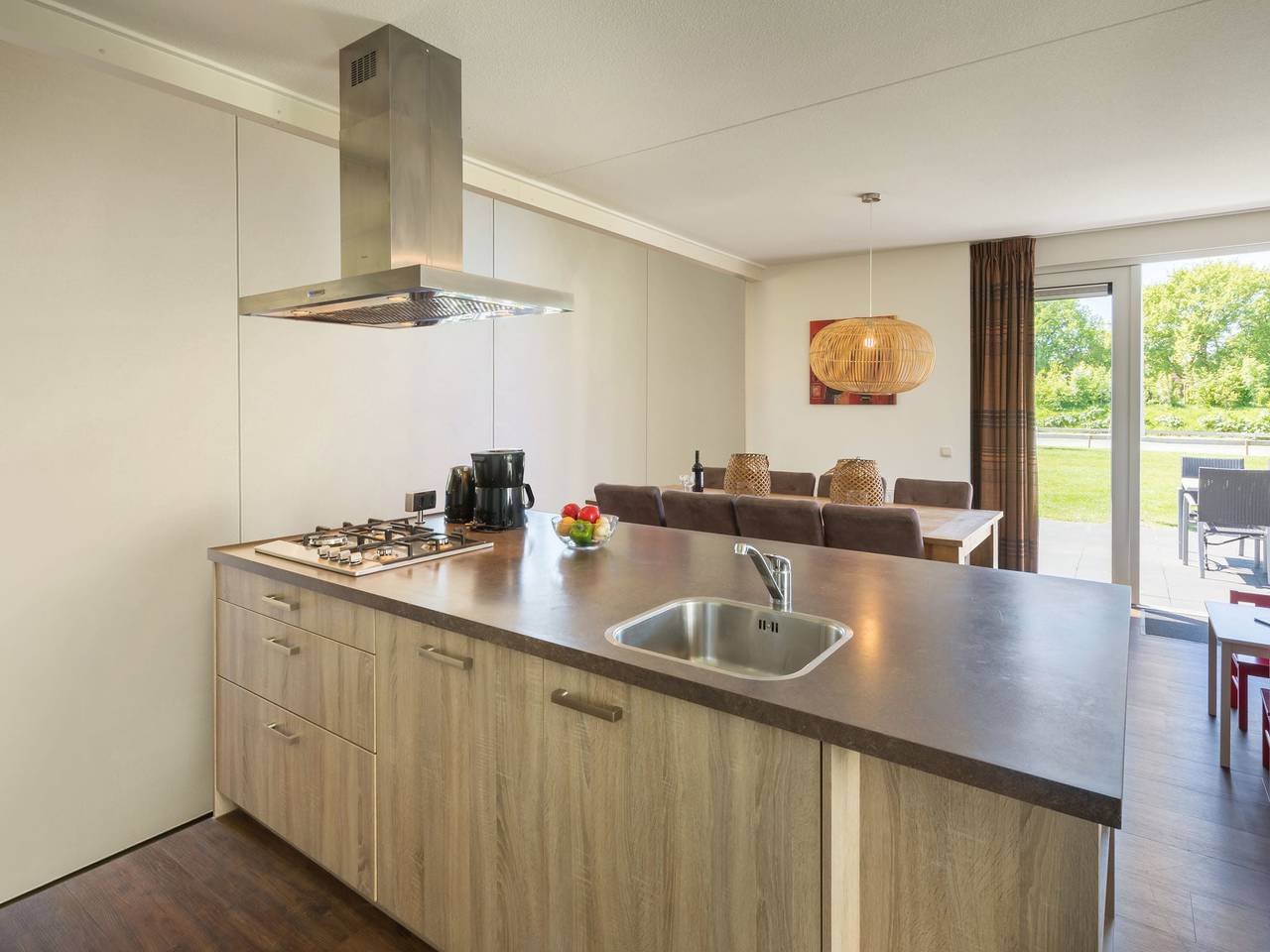 Luxe villa met gedeeld zwembad in Nationaal Park Weerribben-Wieden