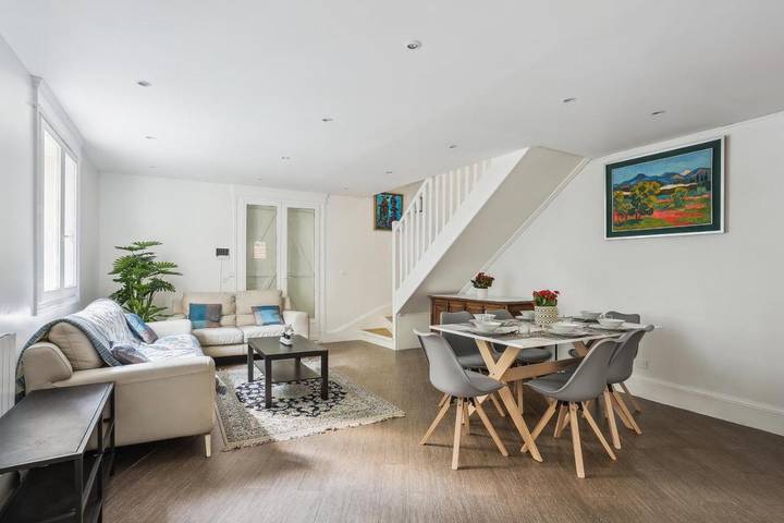 Location de vacances pour 7 personnes, avec jardin et vue, adapté aux familles dans Hippodrome de Longchamp - 4