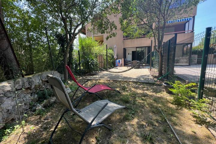Estudio entero, Le tinharé - studio with garden near the sea in La Ciotat, Marsella region