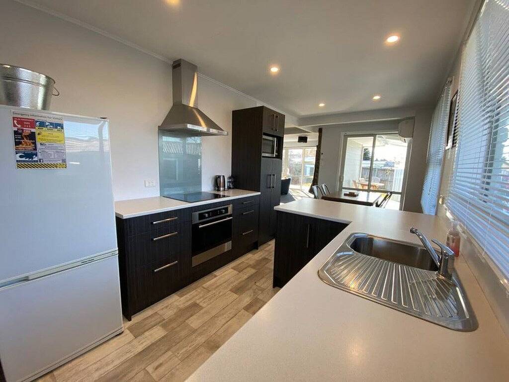 Fantastic Family Home on Fraser -Free Wifi -Twizel in Twizel, Mackenzie District