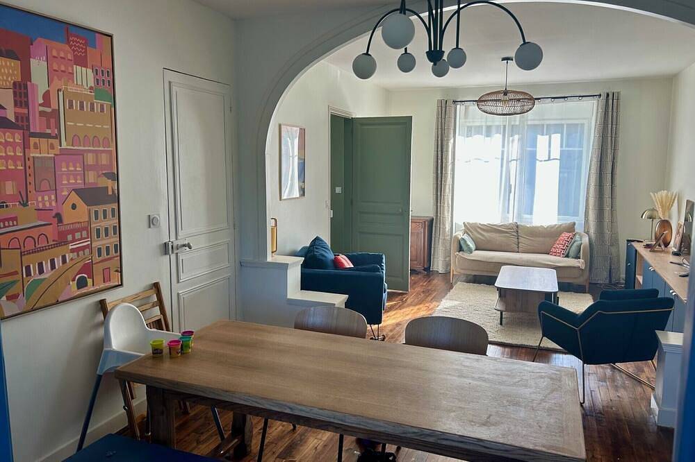 Family home with large garden in Vannes. in Vannes, Côte des Mégalithes