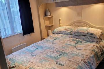 Static Caravan for 4 People in Gimingham, Norfolk, Photo 1