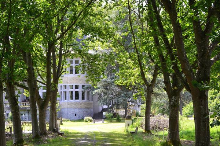 Chambre d’hôte pour 2 personnes, avec Terrasse ainsi que Jardin et Vue à Yvoir - 2