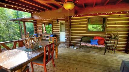 Vacation House for 4 Guests in Fontana Lake, Graham County, Picture 2