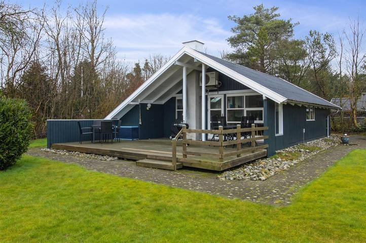 Ferienhaus für 6 Personen, mit Pool und Terrasse