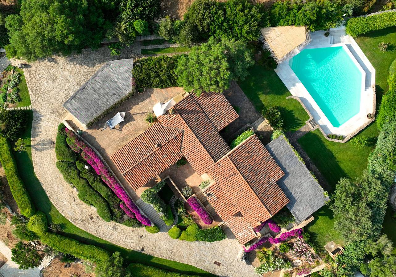 Villa 'Acula' con vista mare, Wi-Fi e aria condizionata in Cannigione, Arzachena