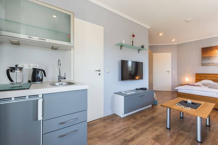 Ferienwohnung für 2 Personen, mit Terrasse in Ahrenshoop - 4